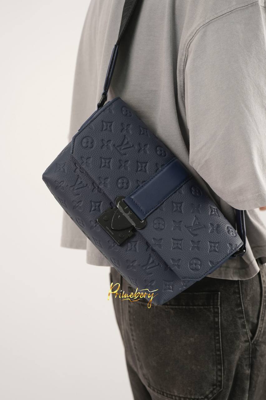 Трендовая сумка S-Cape от LV в качестве дубликат