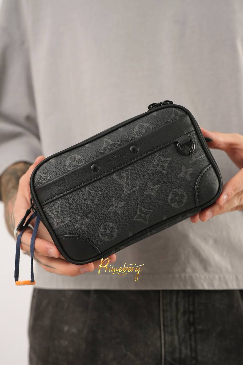 Сумка Alpha Wearable от LV в качестве дубликат
