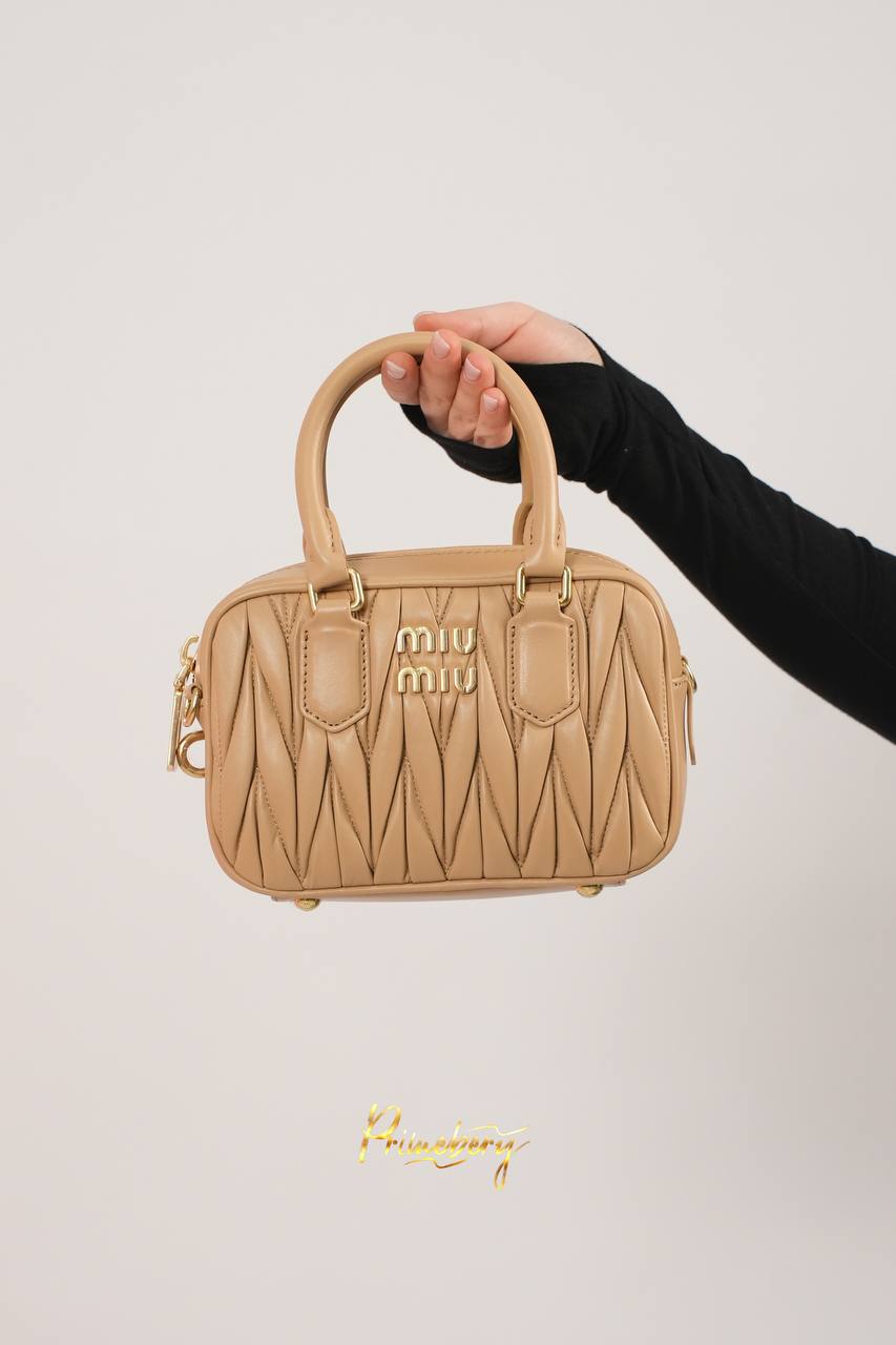 Сумка MIU MIU «Materasse Nappa Bag With Embossing "Beige”»