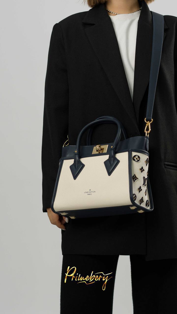 Сумка Louis Vuitton On My Side