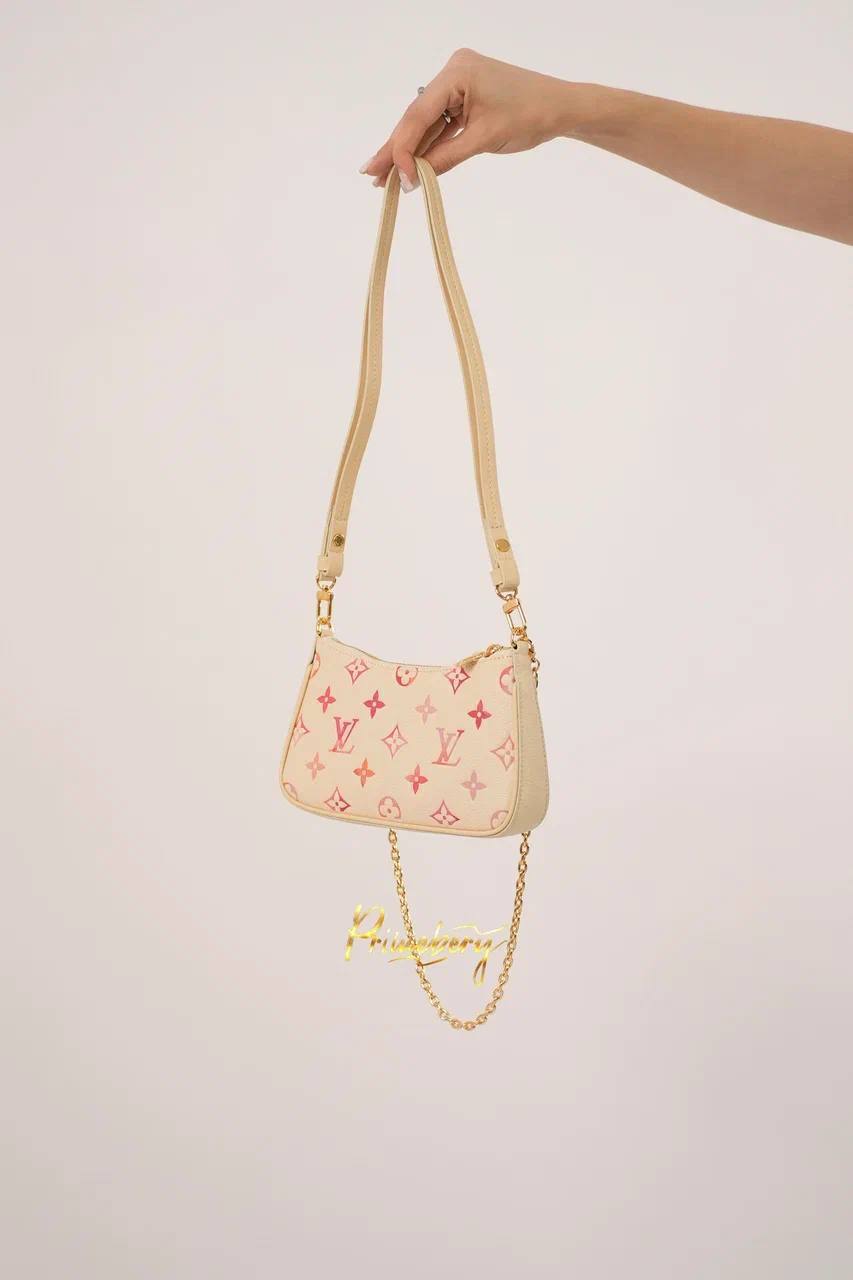 Сумка LV Easy Pouch с плечевым ремнём
