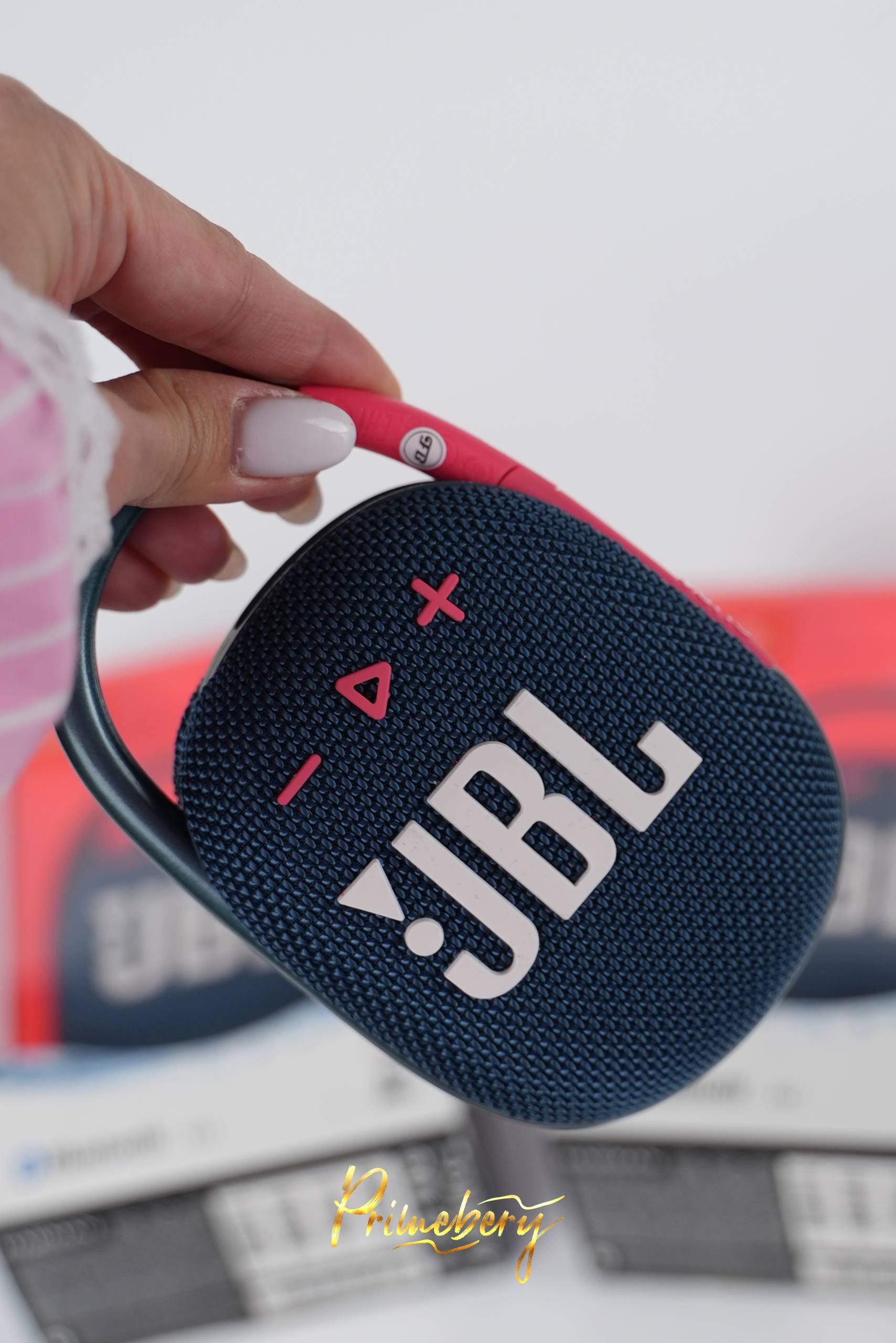 Колонка JBL