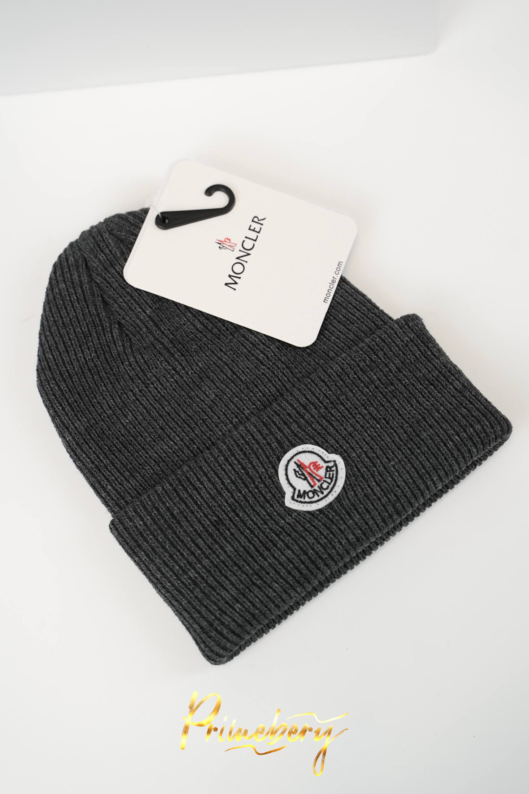Шапка Moncler