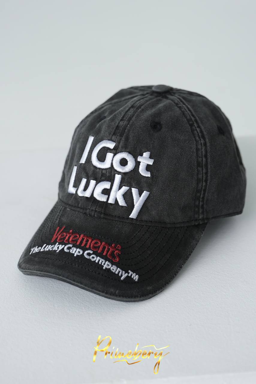 Кепка VETEMENTS