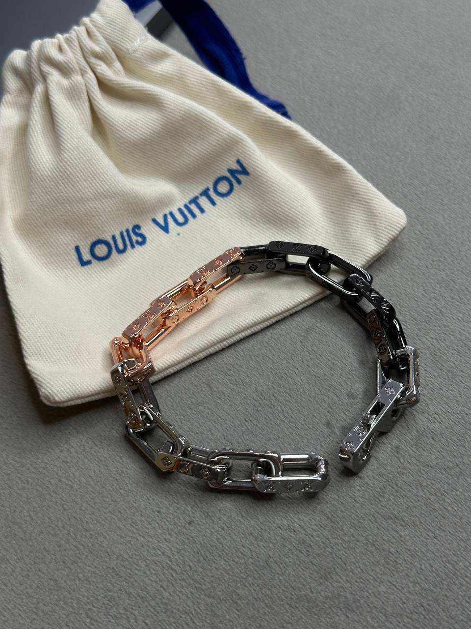 Браслет-цепь LV