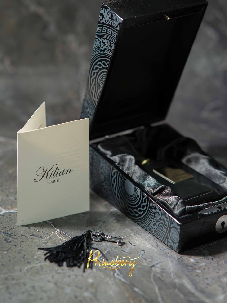 Black Phantom by Kilian “Momento Mori”