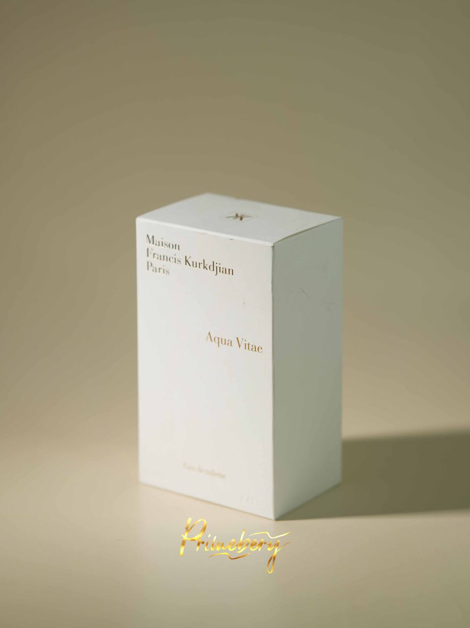 Aqua Vitae («Аква Вита») – цитрусовый фужерный аромат, выпущенный в 2013 году парфюмерным домом Maison Francis Kurkdjian.