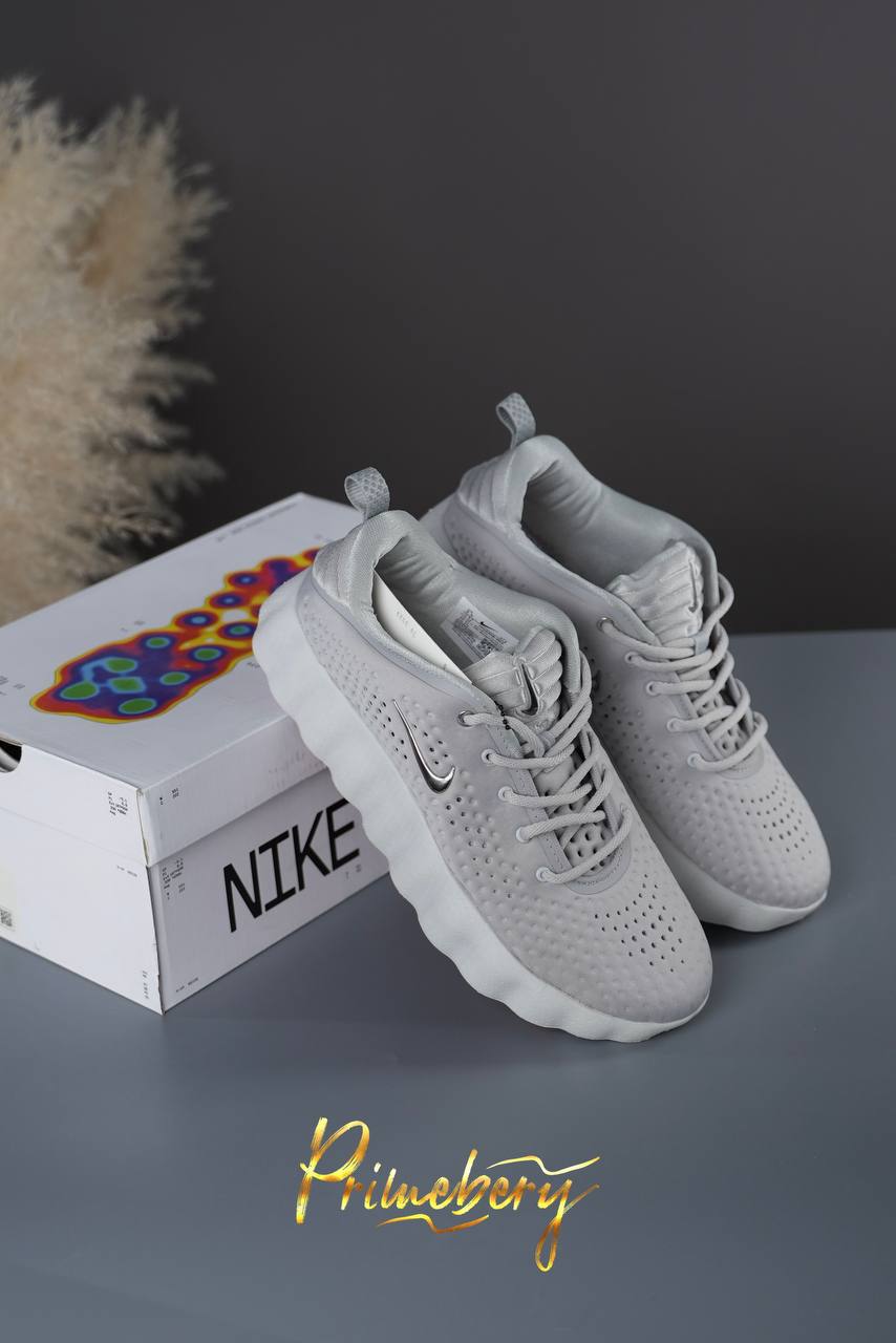 Nike Mind 002