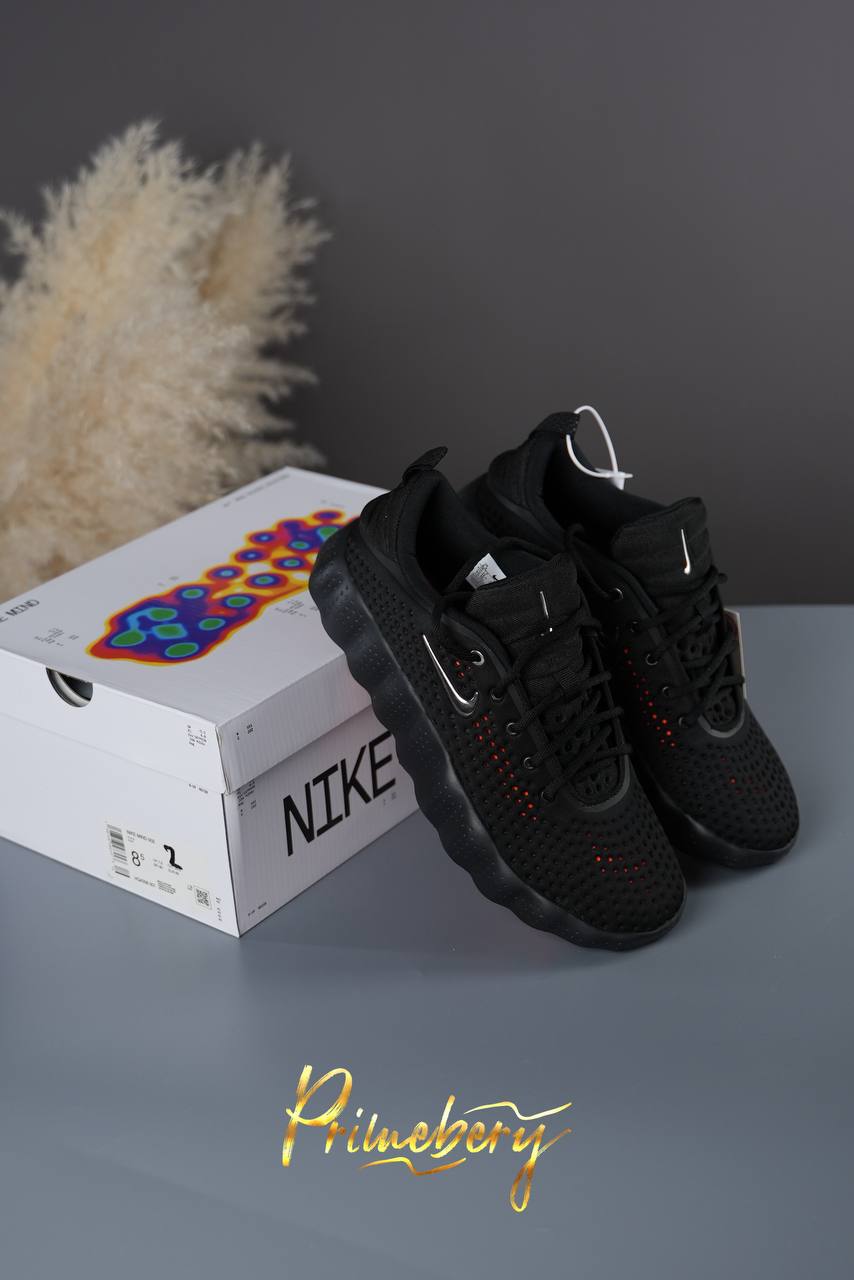 Nike Mind 002