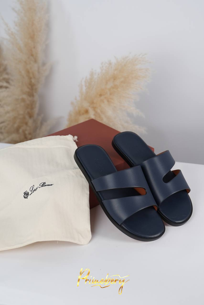 Шлепки Loro Piana