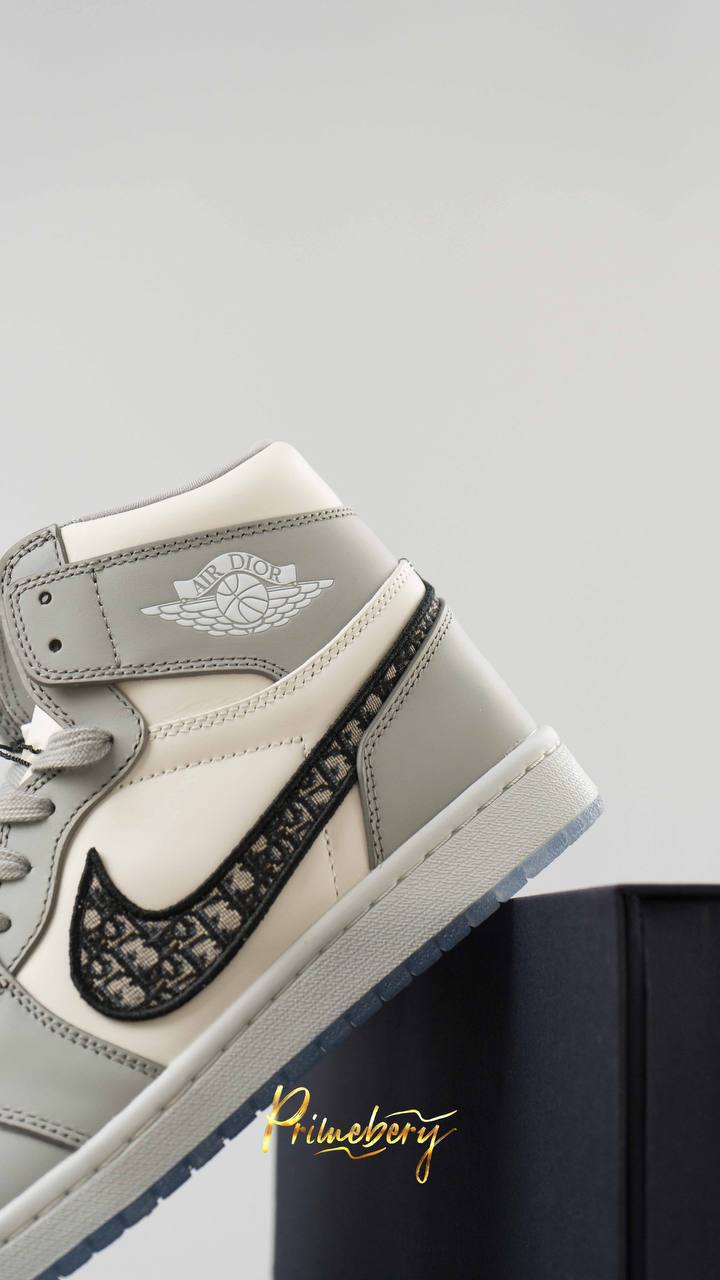 Кроссовки Nike Dior