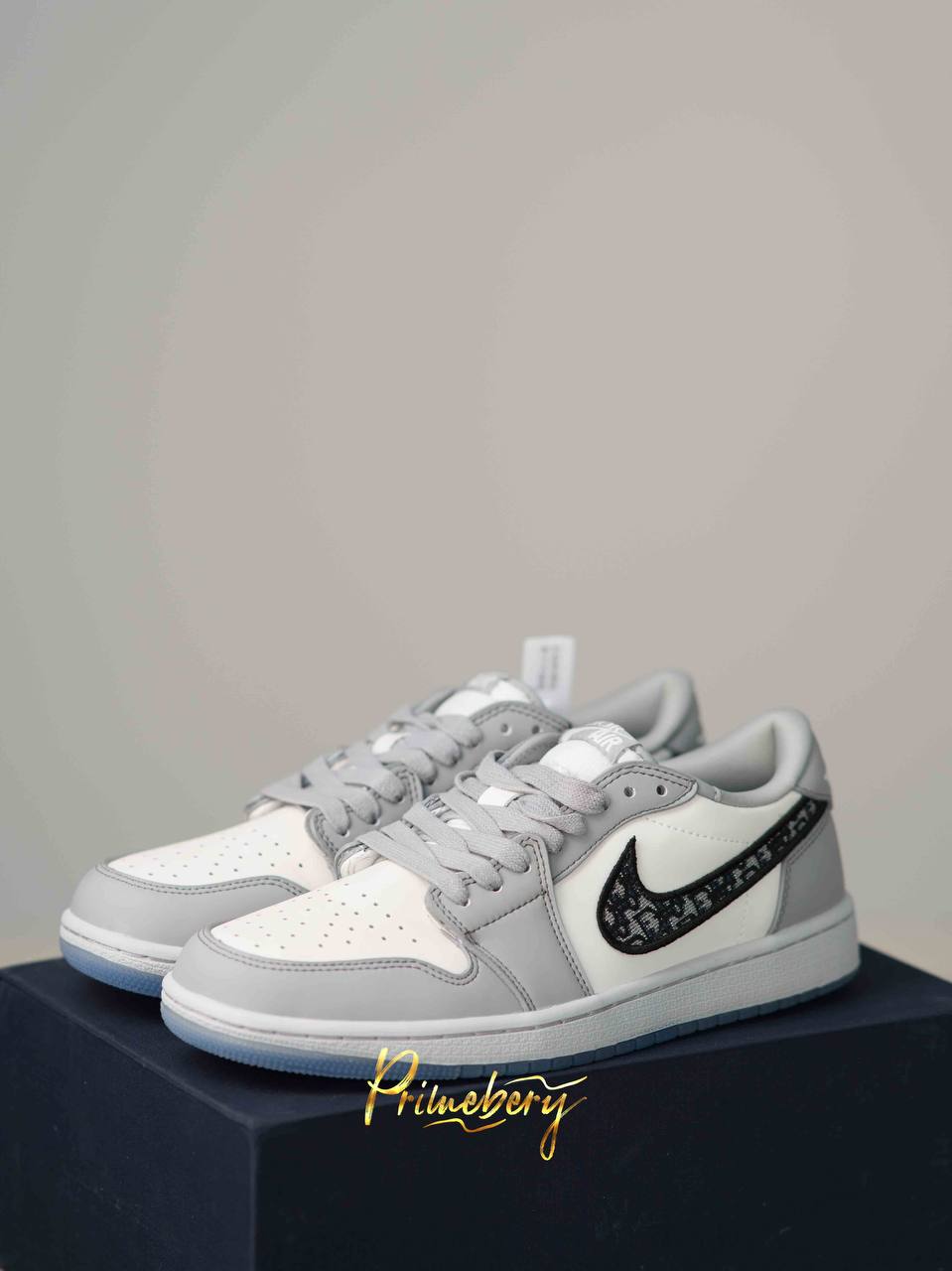 Кроссовки Nike Dior