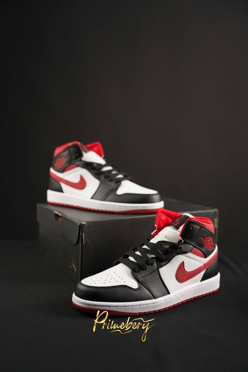 Кроссовки Nike Jordan