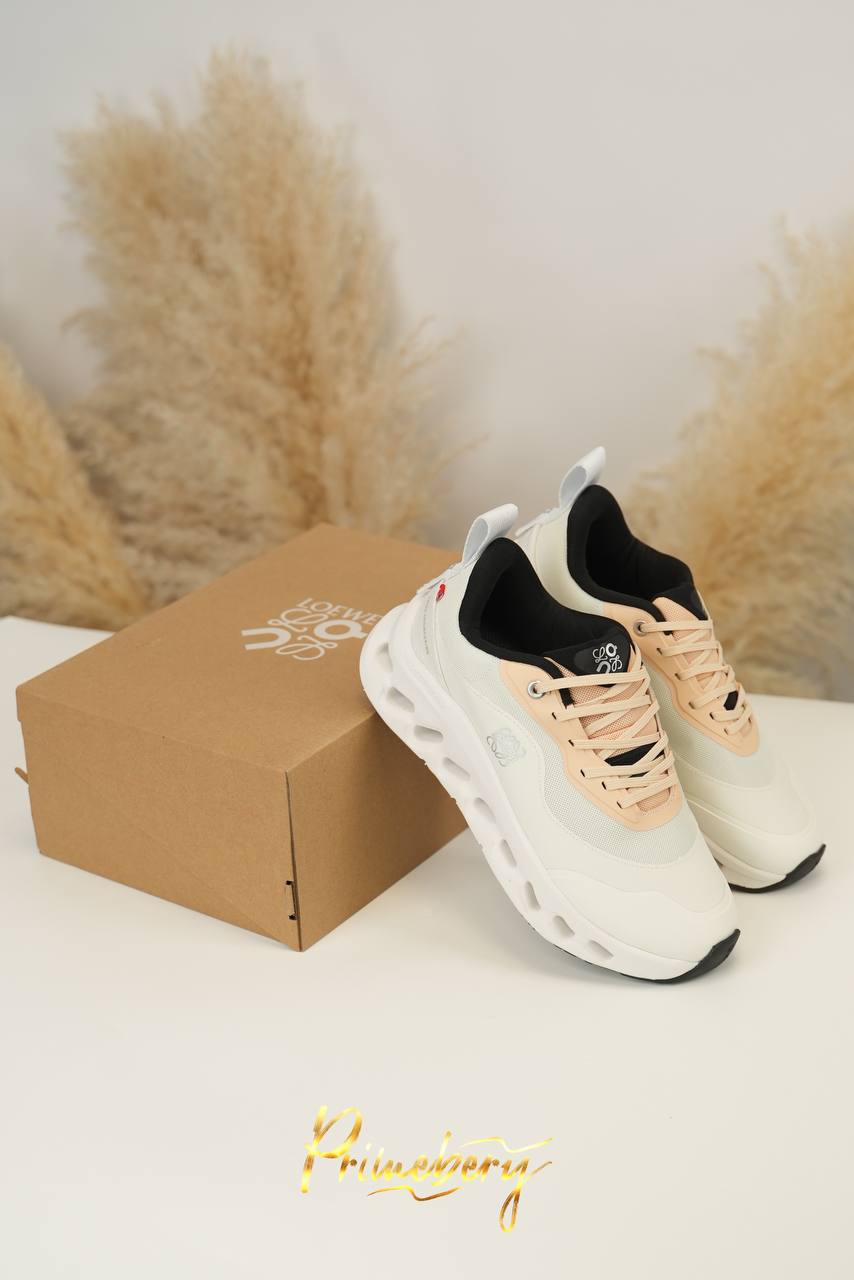 ON CLOUDMONSTER & LOEWE