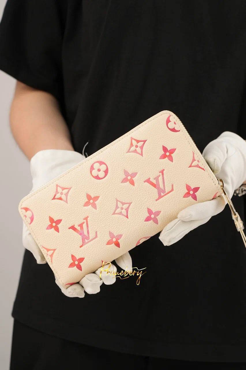 Кошелек LV
