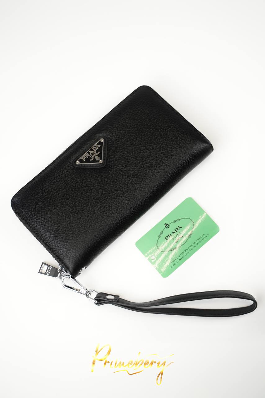 Кошелек Prada